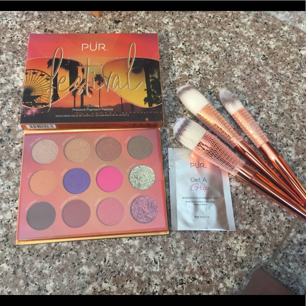 💖🎉Host Pick🎉💖 PUR Palette & Alamar Brush Trio